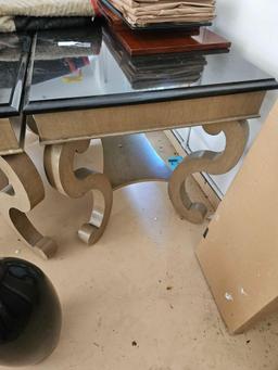 Marble top table, 30 x 50in