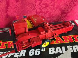 Speccast New Holland "Super 66" Baler 1/16