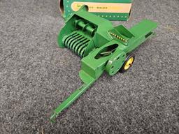 John Deere 14T Baler - Blue Pickup Teeth in Original Box
