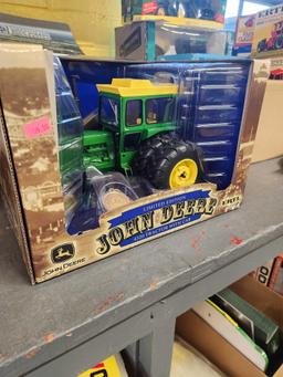 Ertl.1/16 John Deere Iowa State Fair 4320 with cab 1905 of 3500