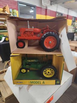 Ertl 1/16 John Deere A and Allis Chalmers WD-45 Bid X2