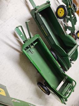 Early JD manure spreaders, 1/16th, bid x 2