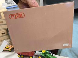 Smuckers PEM 1/64