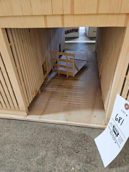 Custom drive thru corn crib, 24 x 31in
