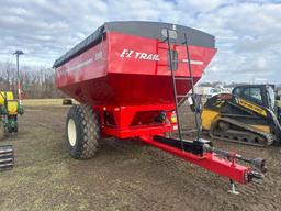 2021 EZ Trail 550X grain cart, roll tarp, like new