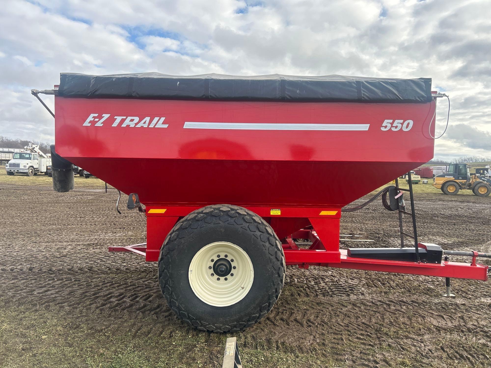 2021 EZ Trail 550X grain cart, roll tarp, like new