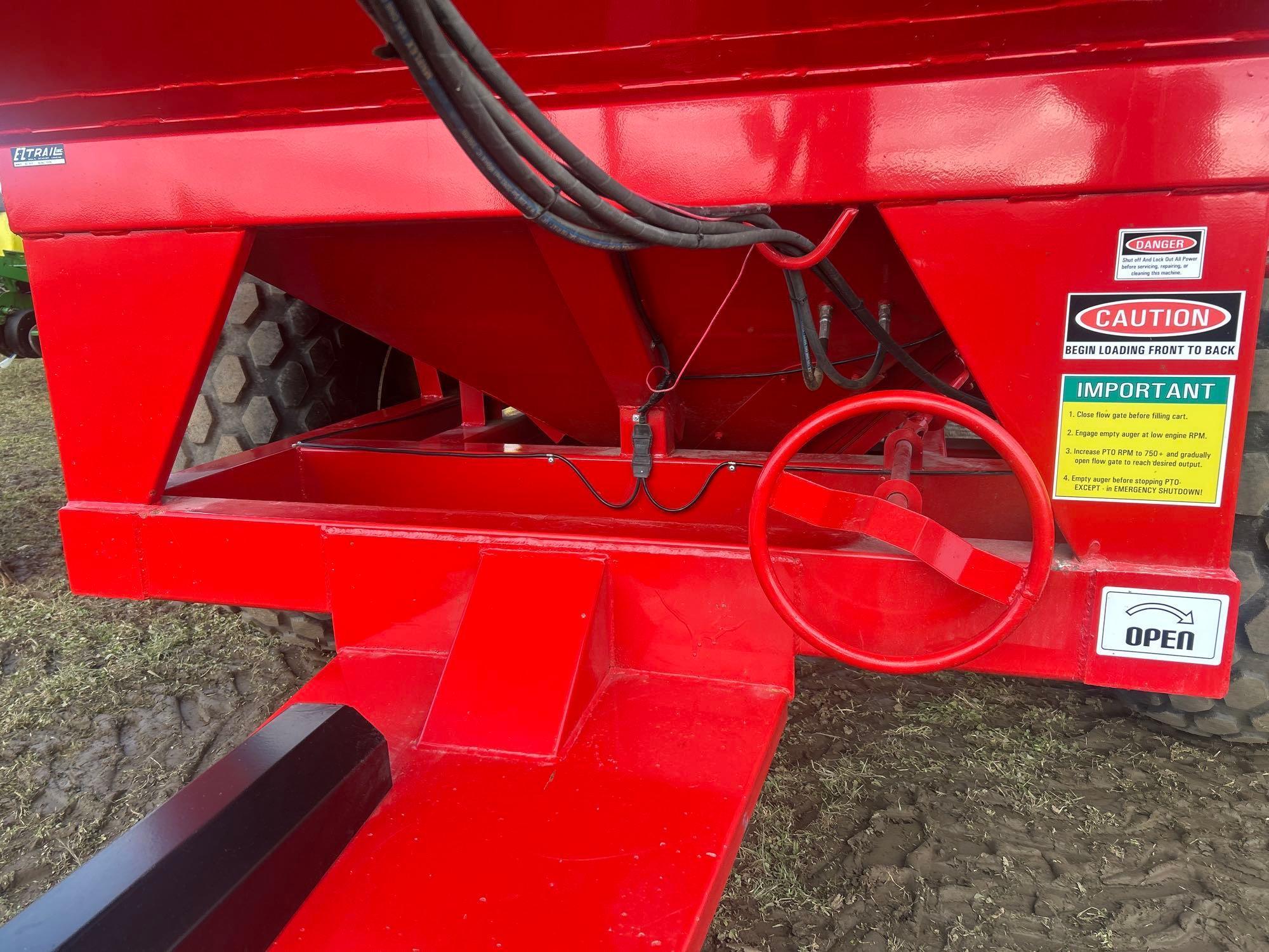 2021 EZ Trail 550X grain cart, roll tarp, like new