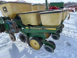 John Deere 7200 Max Emerge 4 row narrow corn planter