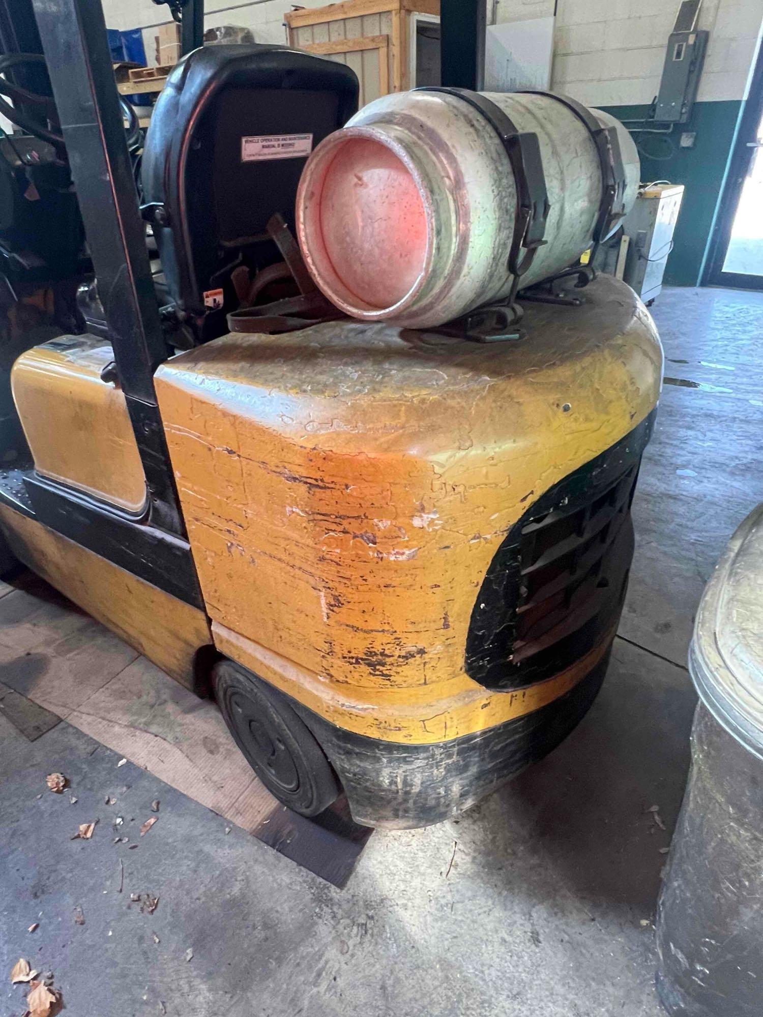 Mitsubishi CAT Tow Motor