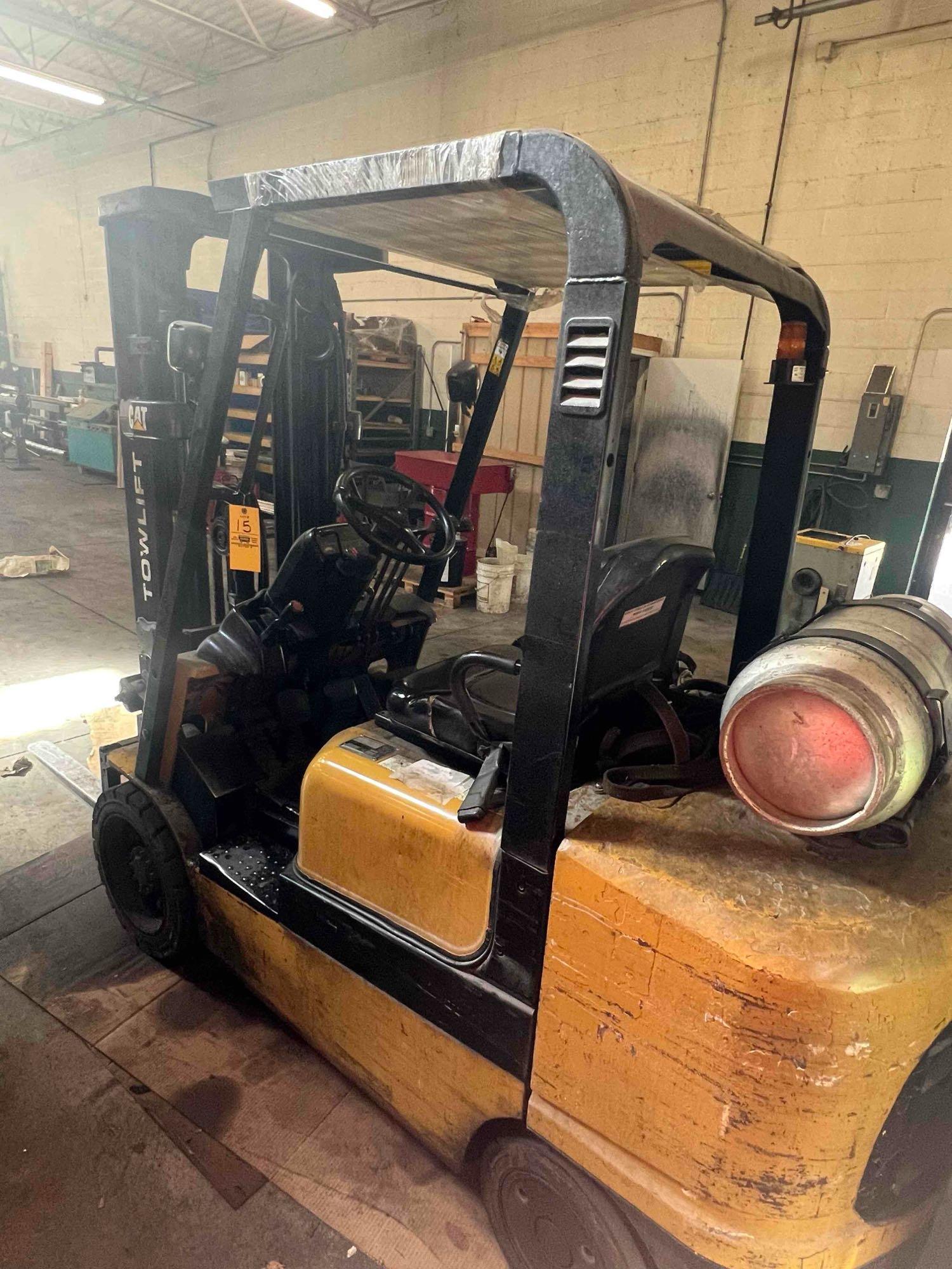 Mitsubishi CAT Tow Motor