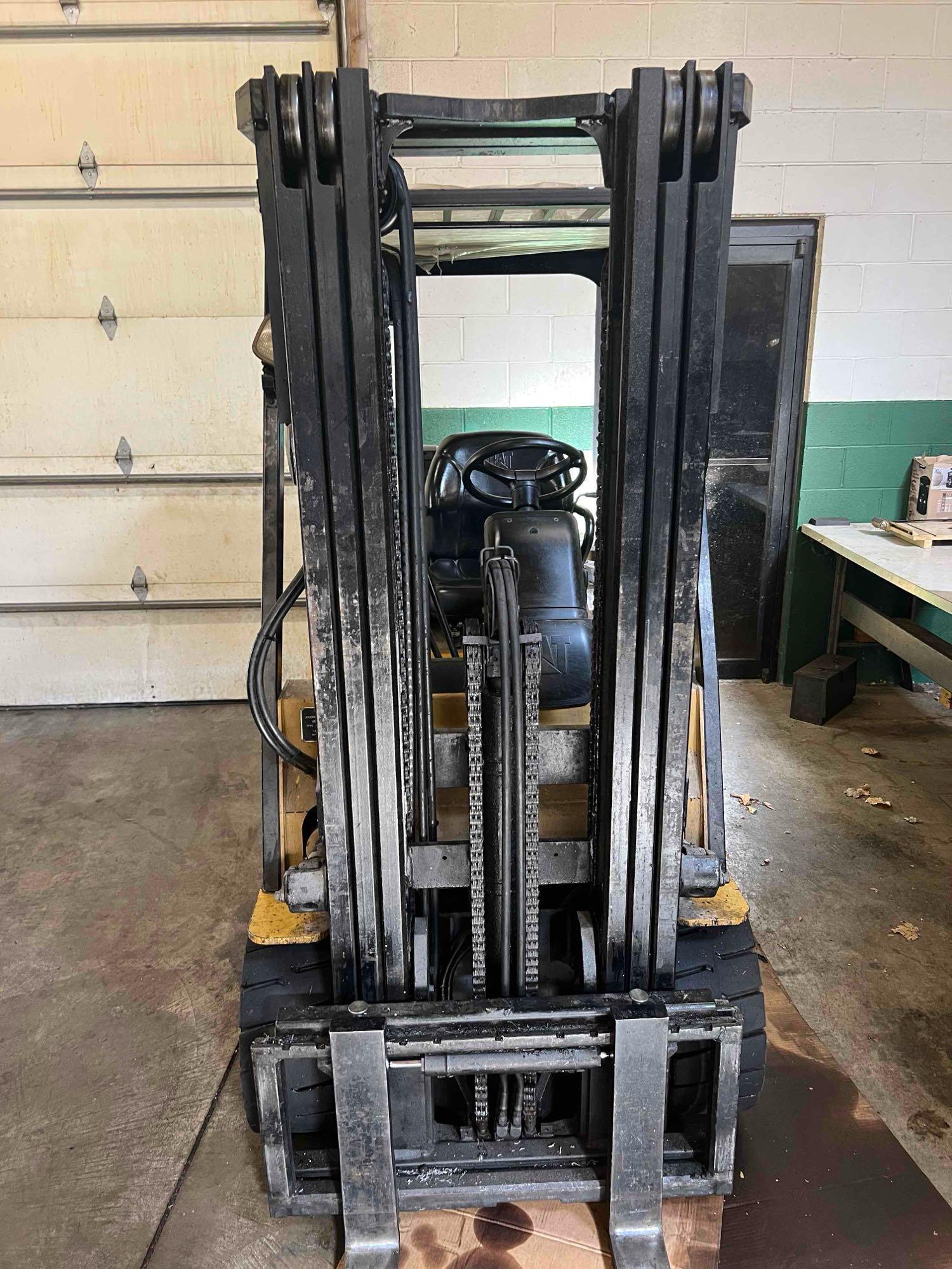 Mitsubishi CAT Tow Motor