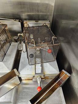 Henny Penny computron 8000 fryer, electric
