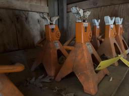 (2) Jack Stands