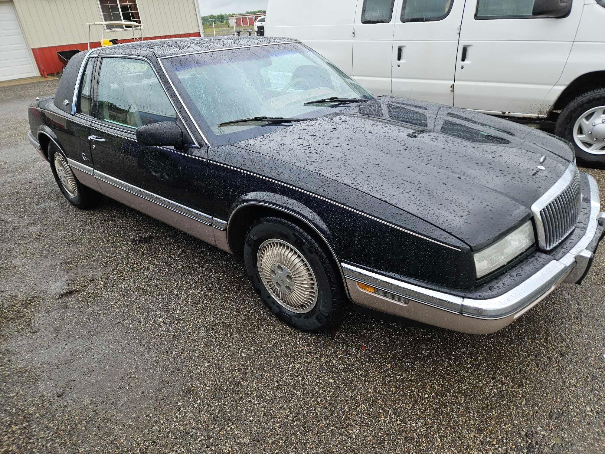 1990 Buick Riviera, runs and drives