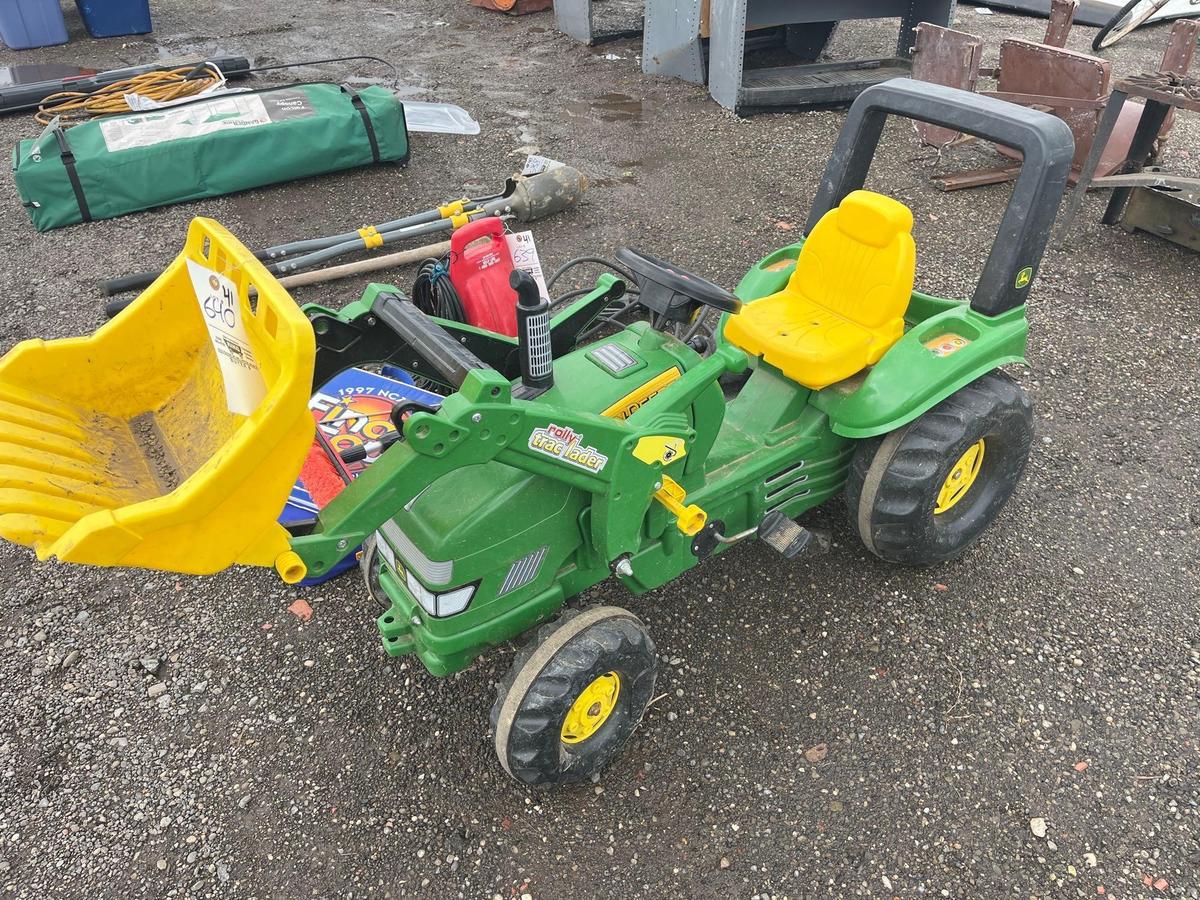 John Deere pedal tractor