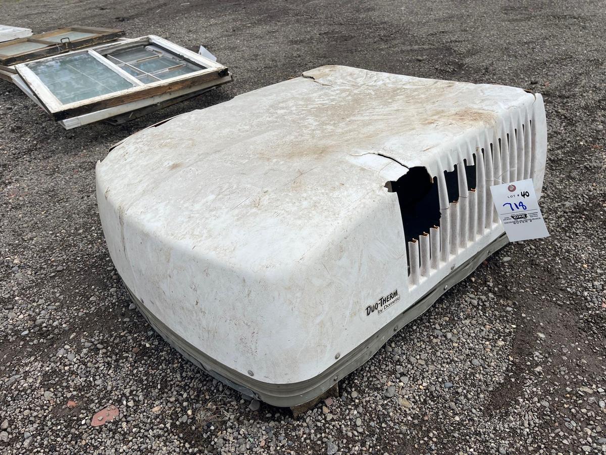 RV Air Conditioning Unit Pieces