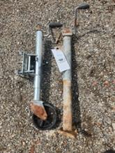2 Trailer Jacks