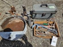 Tools, jack stands