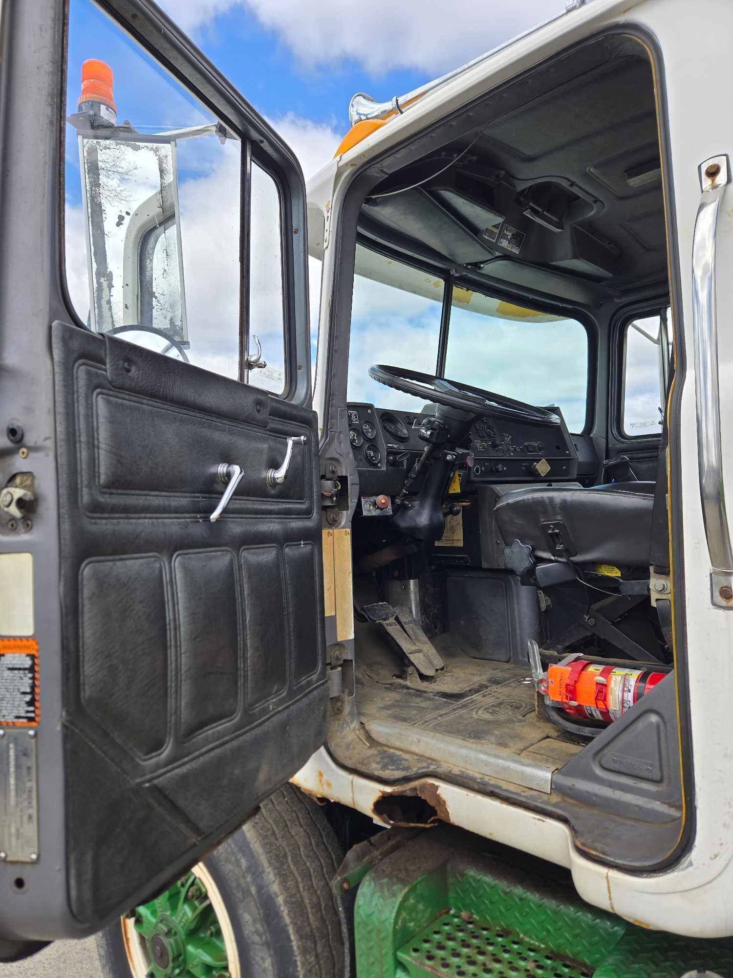 1995 Mack DM690S Roll Back Truck, runs and drives, 20 ft deck with winch