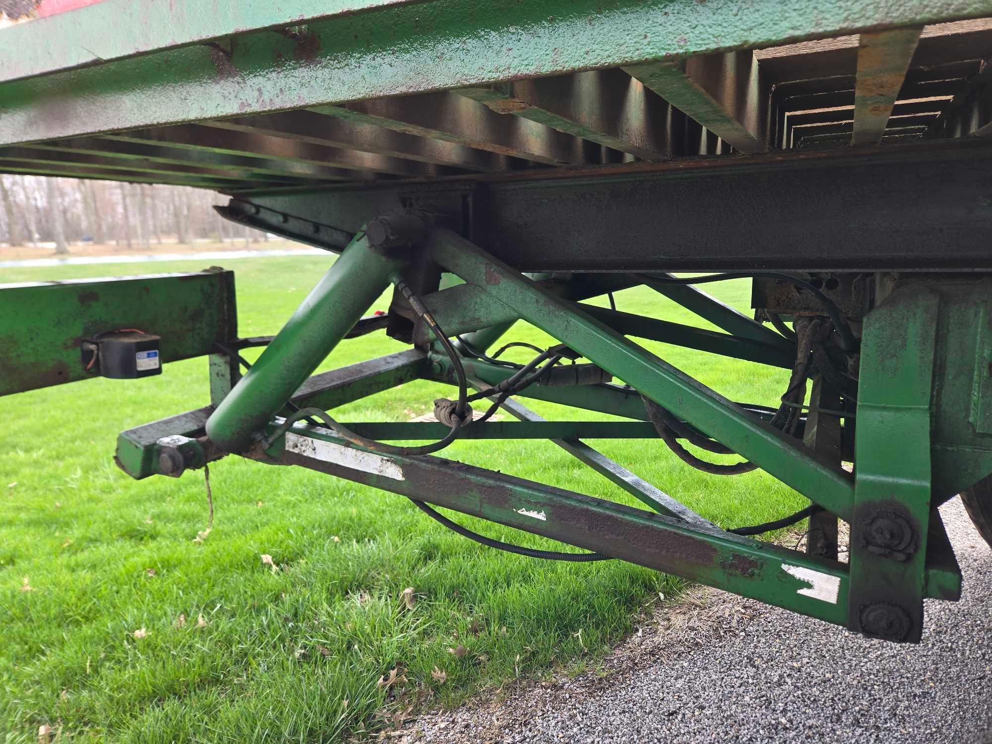 1995 Mack DM690S Roll Back Truck, runs and drives, 20 ft deck with winch