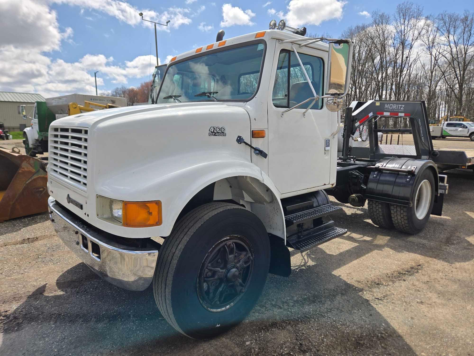 1996 International 4700 DT 466E, 227,754 miles, runs and drives