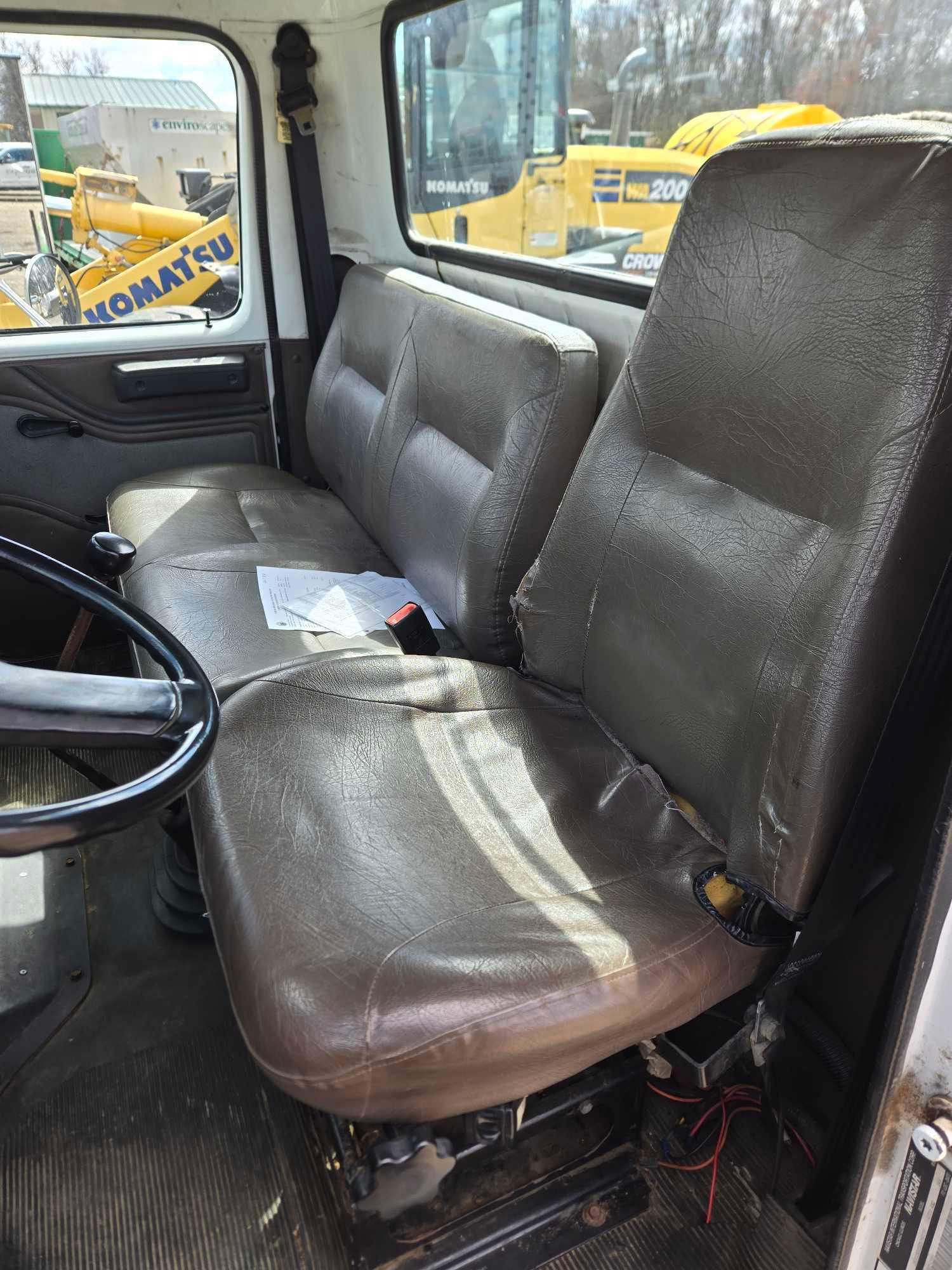 1996 International 4700 DT 466E, 227,754 miles, runs and drives