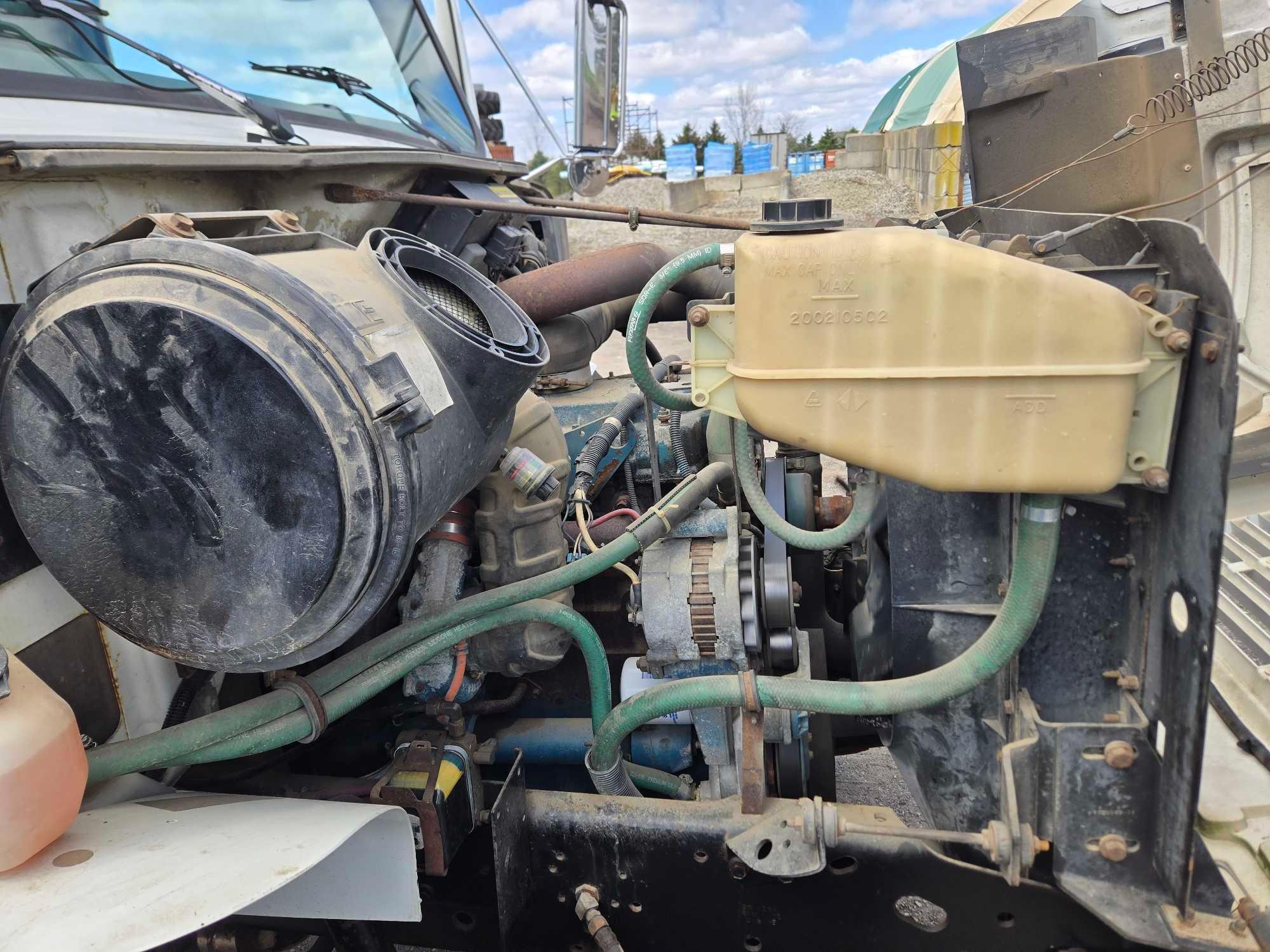 1996 International 4700 DT 466E, 227,754 miles, runs and drives
