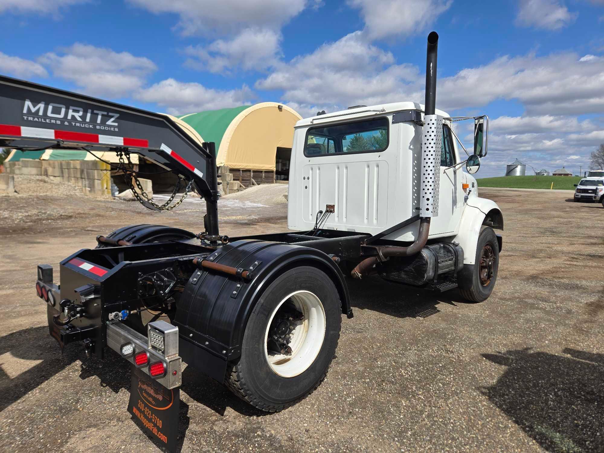 1996 International 4700 DT 466E, 227,754 miles, runs and drives