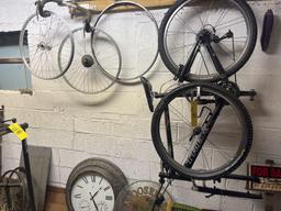 SLR Trek Bicycle / Bicycle Rims and Handlebars