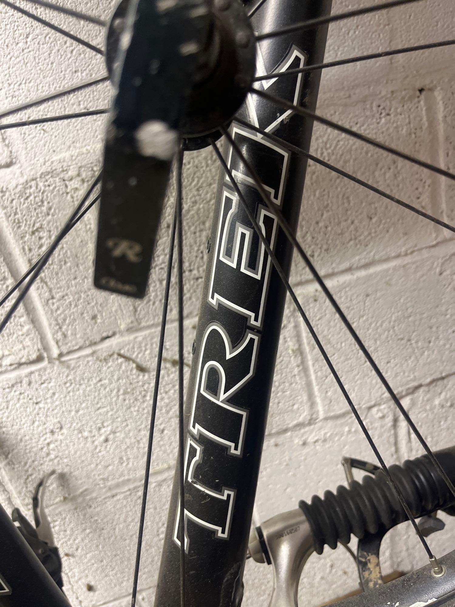 SLR Trek Bicycle / Bicycle Rims and Handlebars
