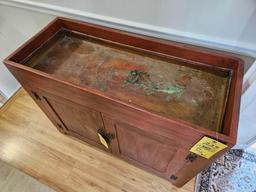Early Primitive Dry Sink