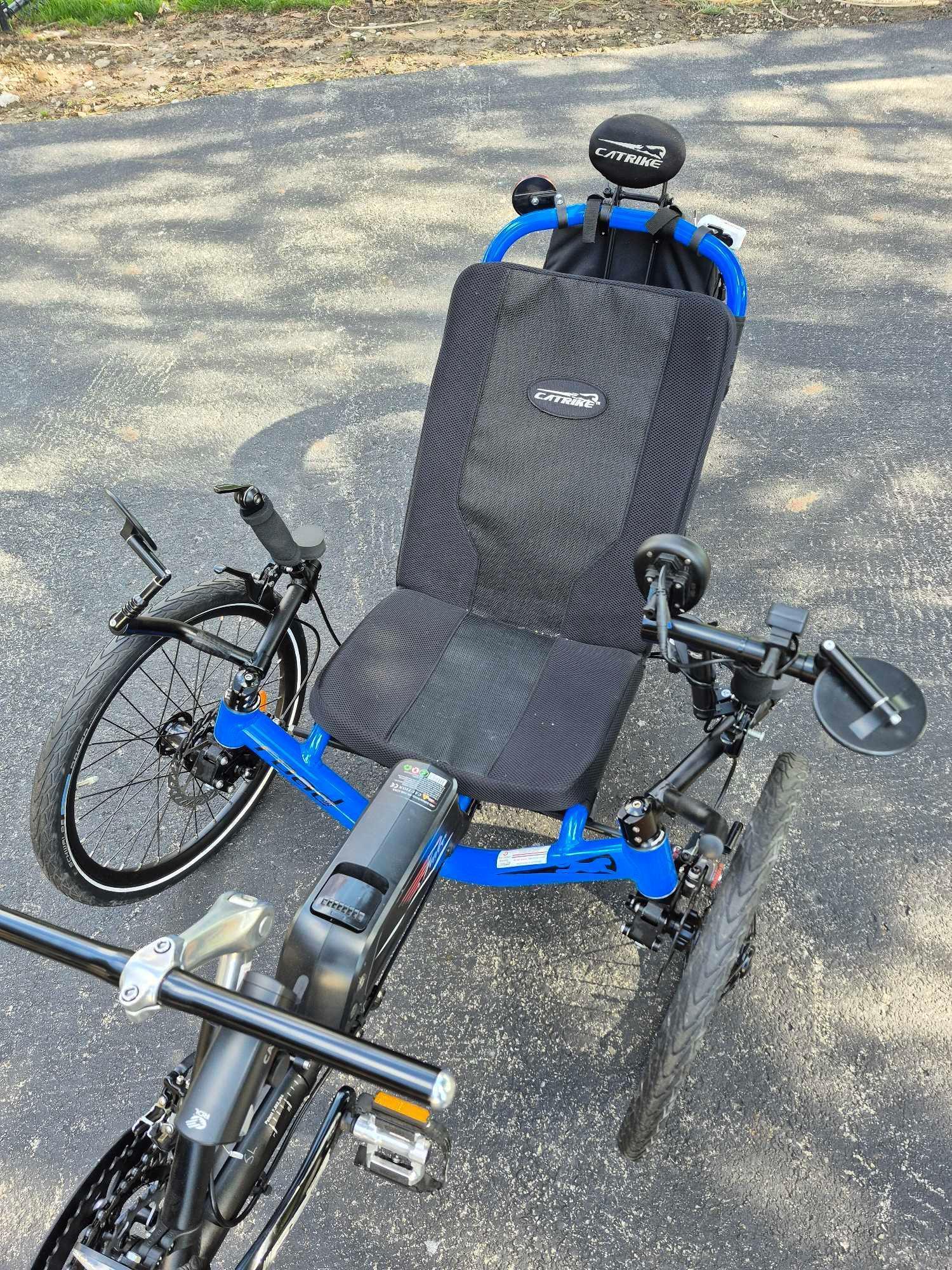 Catrike Road Air Recumbent Bicycle w/ Electric Assist Pedal System & Detachable Battery