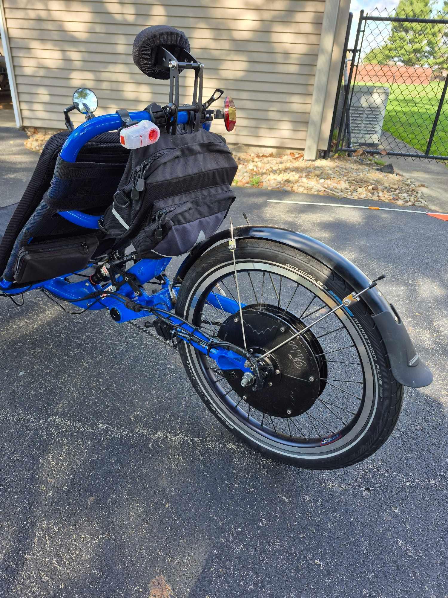 Catrike Road Air Recumbent Bicycle w/ Electric Assist Pedal System & Detachable Battery