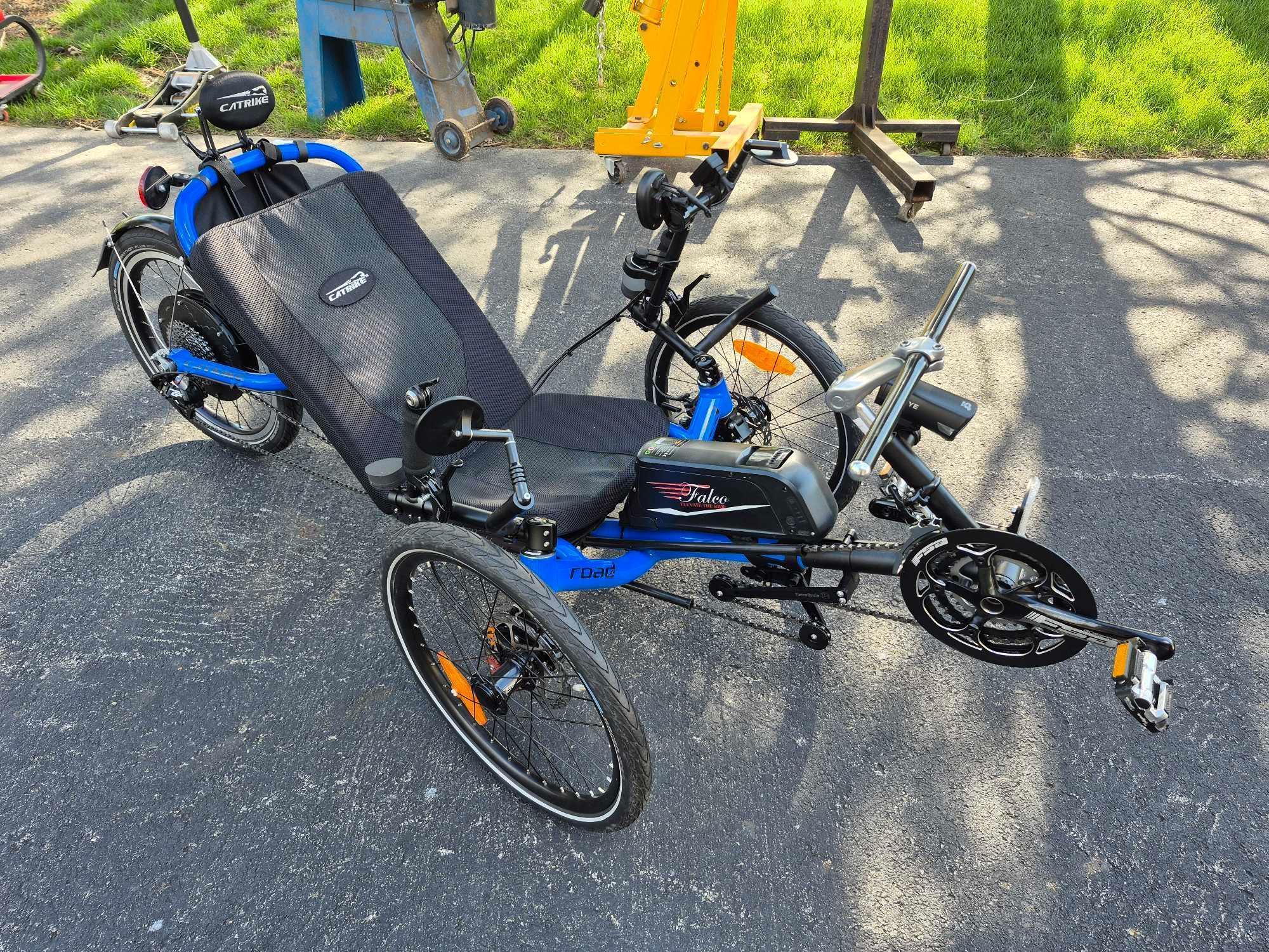 Catrike Road Air Recumbent Bicycle w/ Electric Assist Pedal System & Detachable Battery