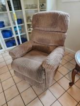 La-Z-Boy Cushioned Recliner - Nice