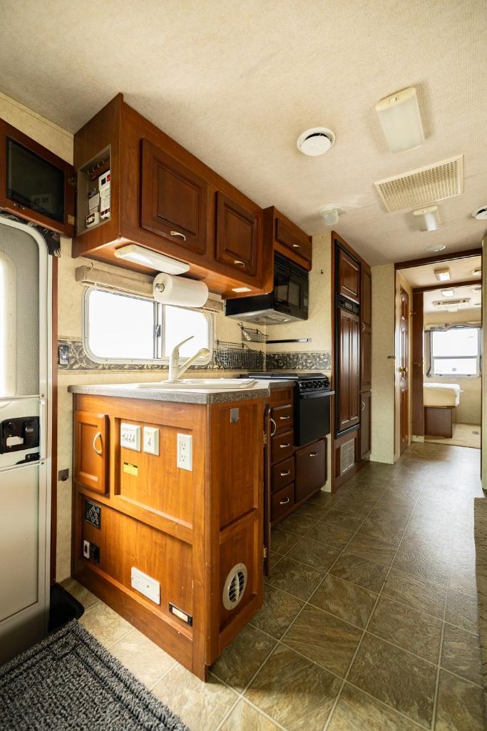 2005 Jayco Seneca 34SS Motorhome