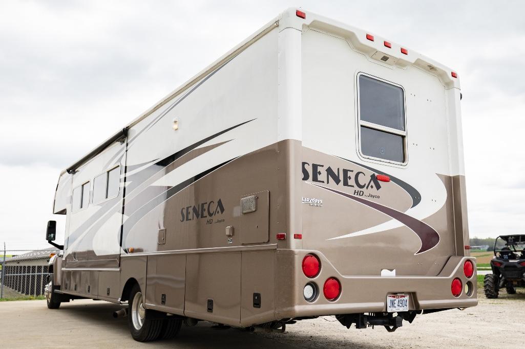 2005 Jayco Seneca 34SS Motorhome
