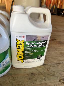 Scott rags in a box, 3 gallons of outside bleach, 2 containers of Jomax house cleaner, Heavy duty