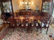 Quality Henredon Carved Wood Dining Room Table and Chairs