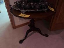 Ornate Wood Carved Claw Footed Imperial Mahogany Table