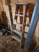 Step ladder