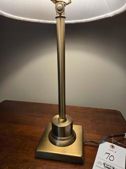 Table lamp