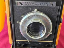 Vintage Speed Graphic Camera new case