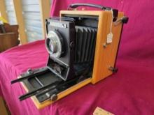 Vintage Speed Graphic Camera new case