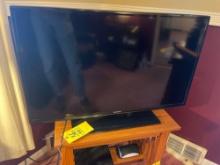 41in 2012 Samsung Flatscreen TV with dvd player