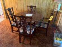 Wooden Table with 4 chairs and 2 table leaves