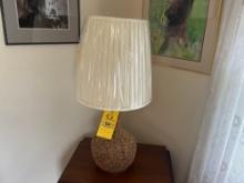 2 matching table lamps with wolf pictures