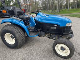 new holland TC33D tractor. 2149 hrs