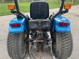 new holland TC33D tractor. 2149 hrs