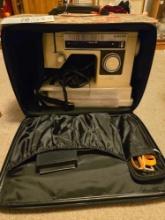 Singer 6136 Sewing Machine w/ Travel Case